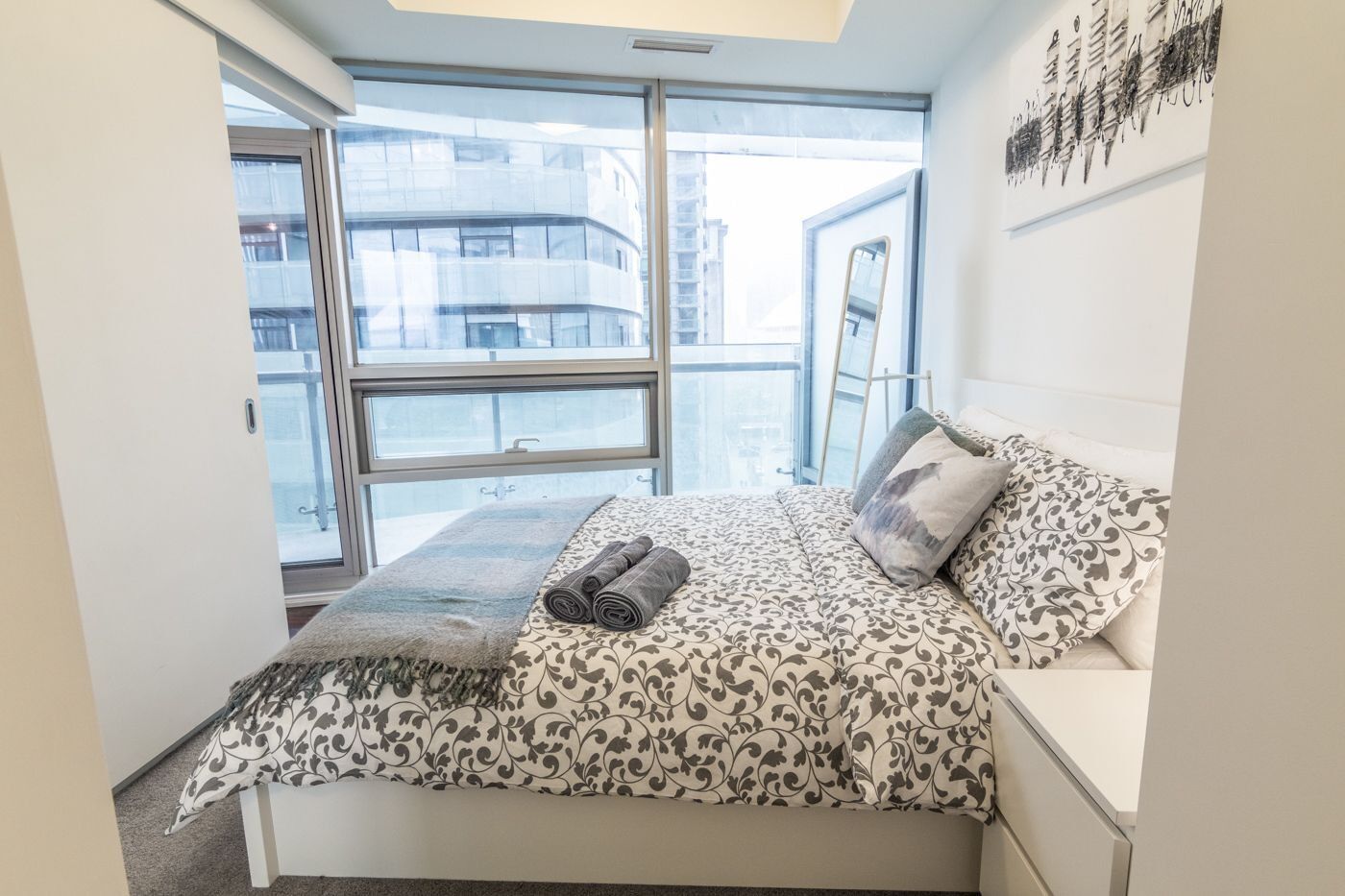 Aoc Suites - Two Bedroom Condo - City/Cn Tower View Toronto Extérieur photo